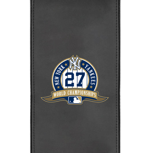 New York Yankees 27th Champ Zippered Logo Panel for Dreamseat Recliner